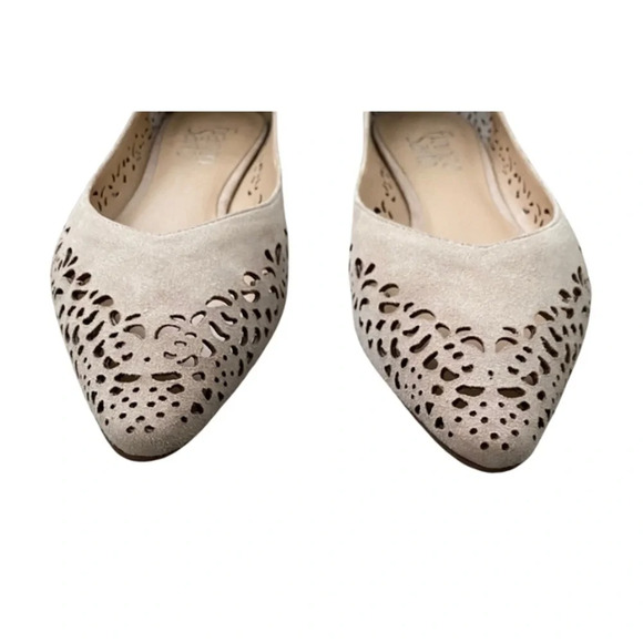 Franco Sarto Suede Cutout Detail Flats - Picture 6 of 7